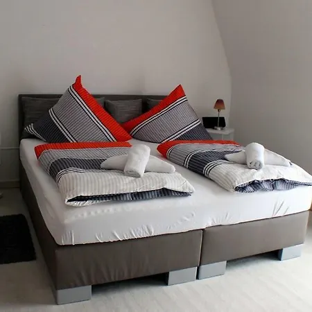 Holiday home Natursteinvilla Am Goldberg *